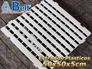 estrado-plastico-50x50x5cm-na-cor-natural-modelo-super-forte